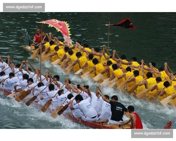 湘阴端午龙舟竞渡精彩瞬间热血激扬赛场风采 湘阴端午龙舟竞渡精彩瞬间热血激扬赛场风采
